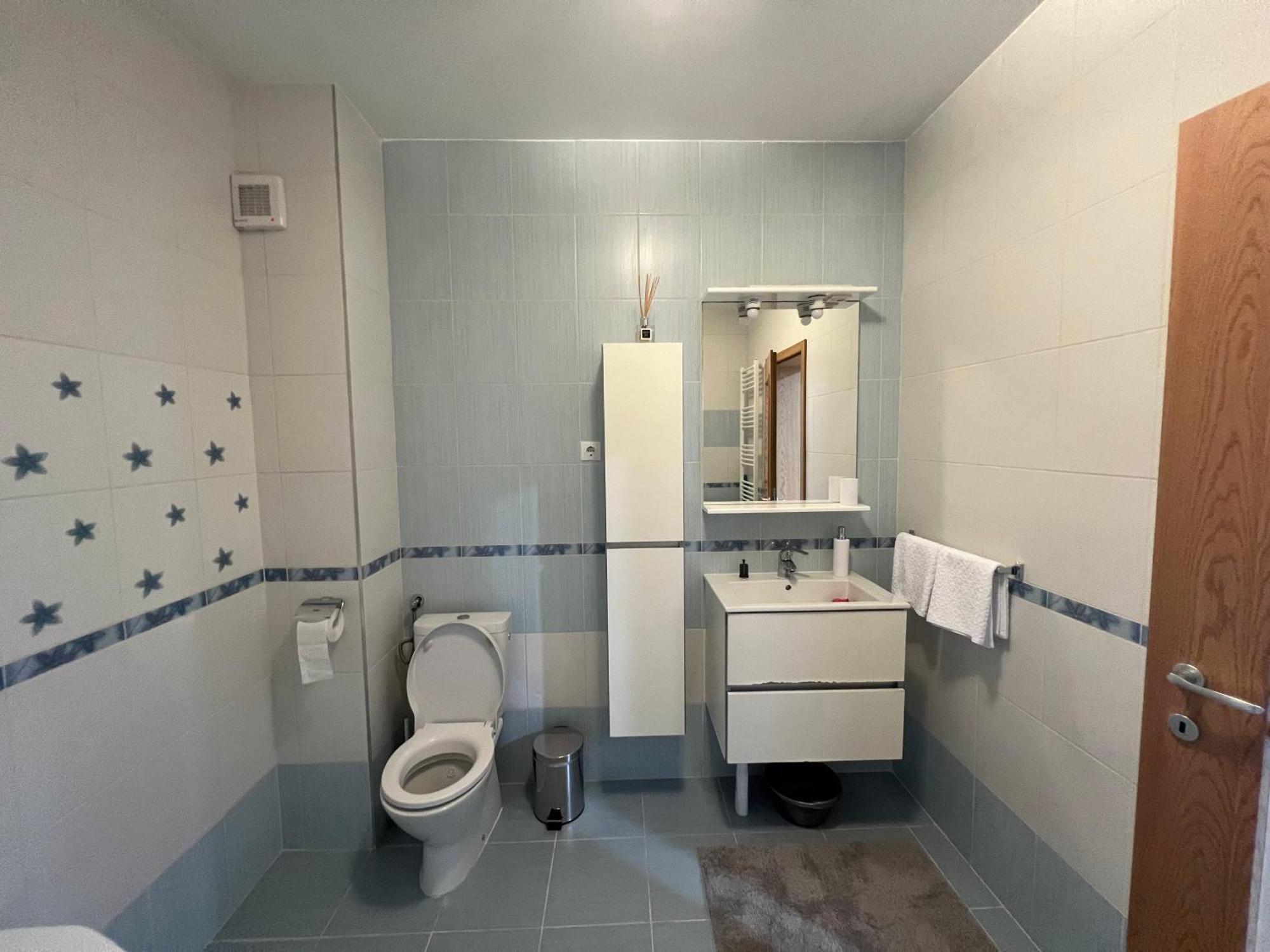 Mrm Aparthome Floresti  Luaran gambar