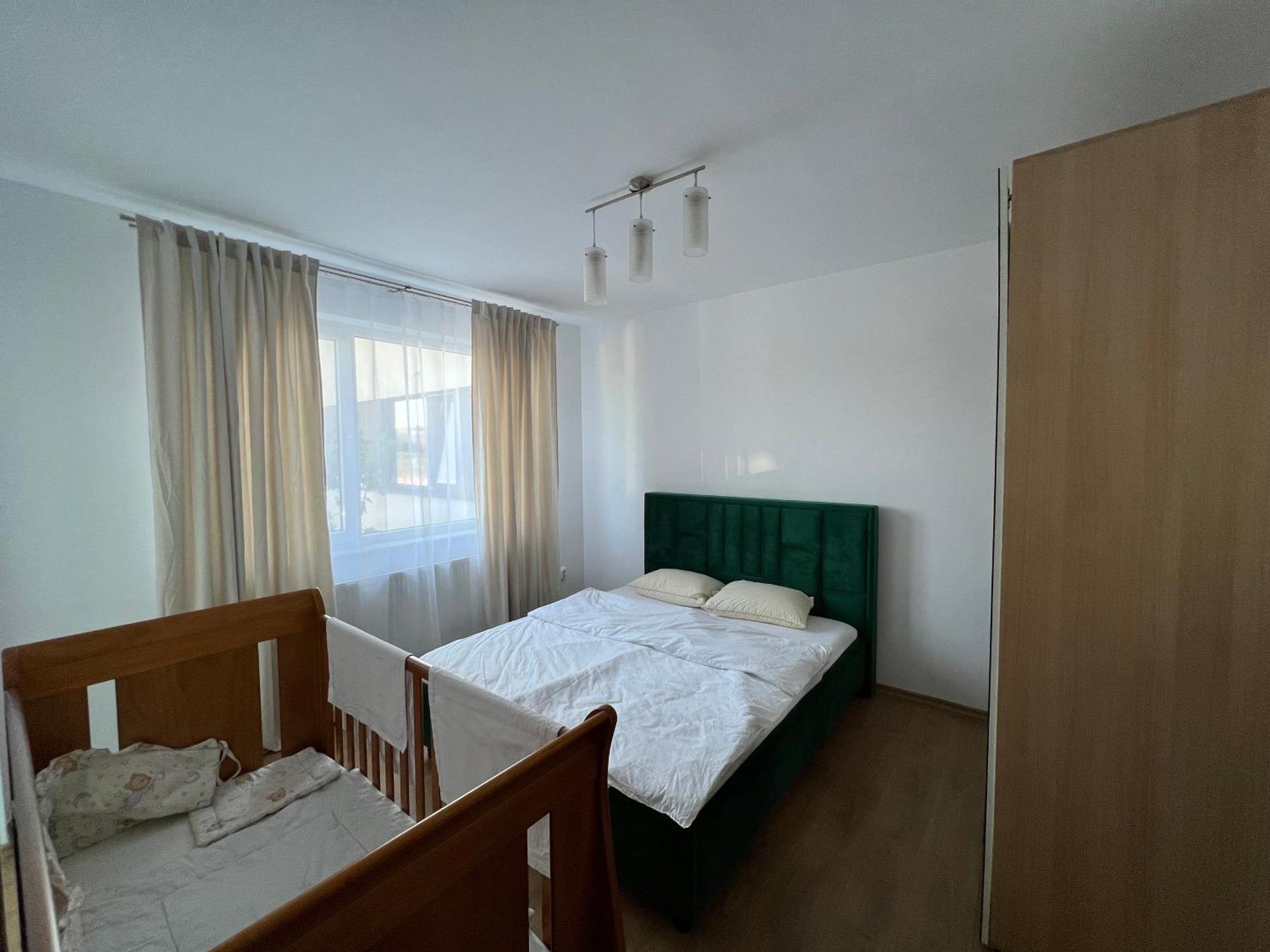 Mrm Aparthome Floresti  Luaran gambar